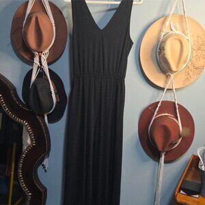 Ava Viv black maxi dress